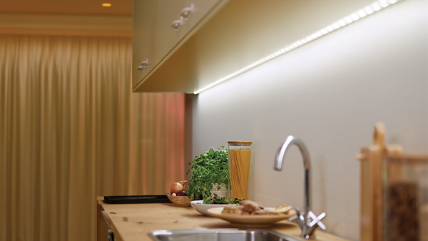 Kitchen profile light