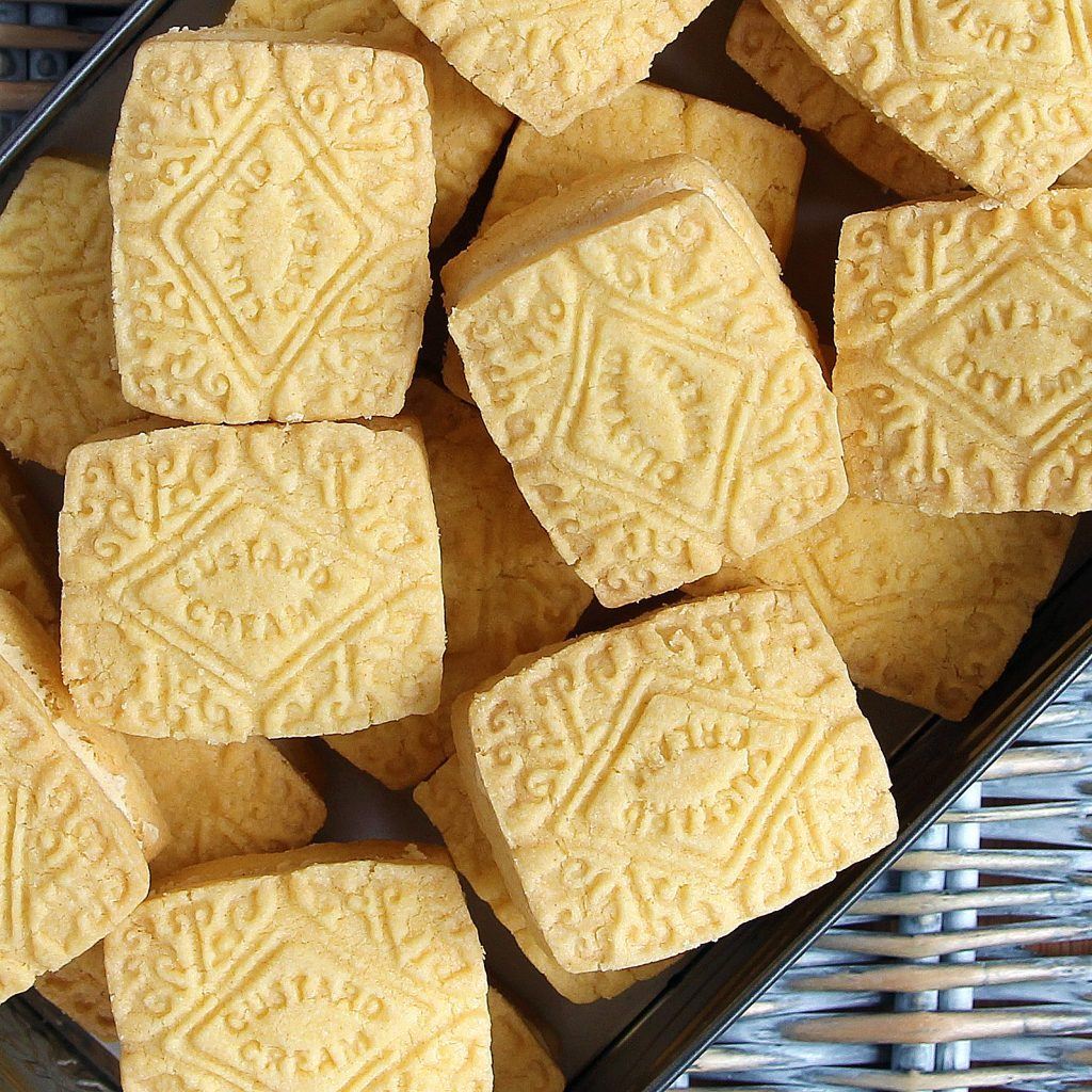 Baking Box - Homemade Custard Cream Biscuits