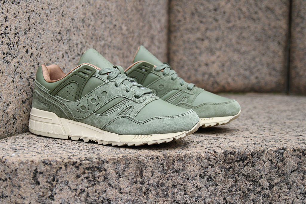 saucony grid sd public garden