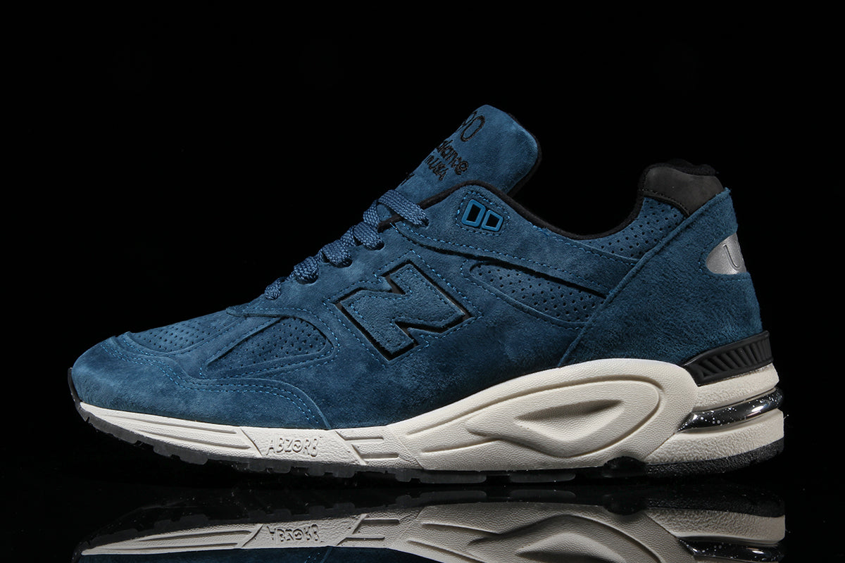 new balance 990 suede