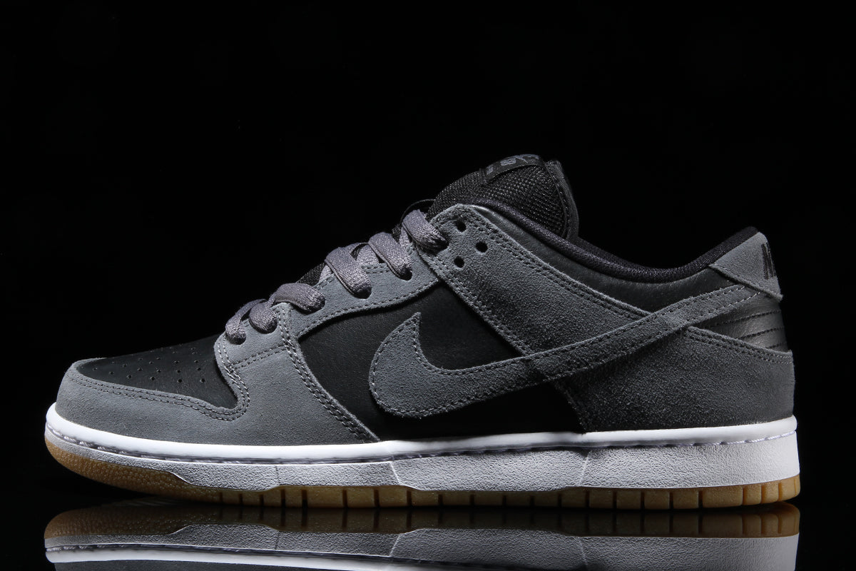 Найк сб лоу. Nike SB Dunk Low Black Grey. Nike SB Dunk Low серые. Nike SB Dunk Low черные. Nike SB Dunk Low Pro Grey.