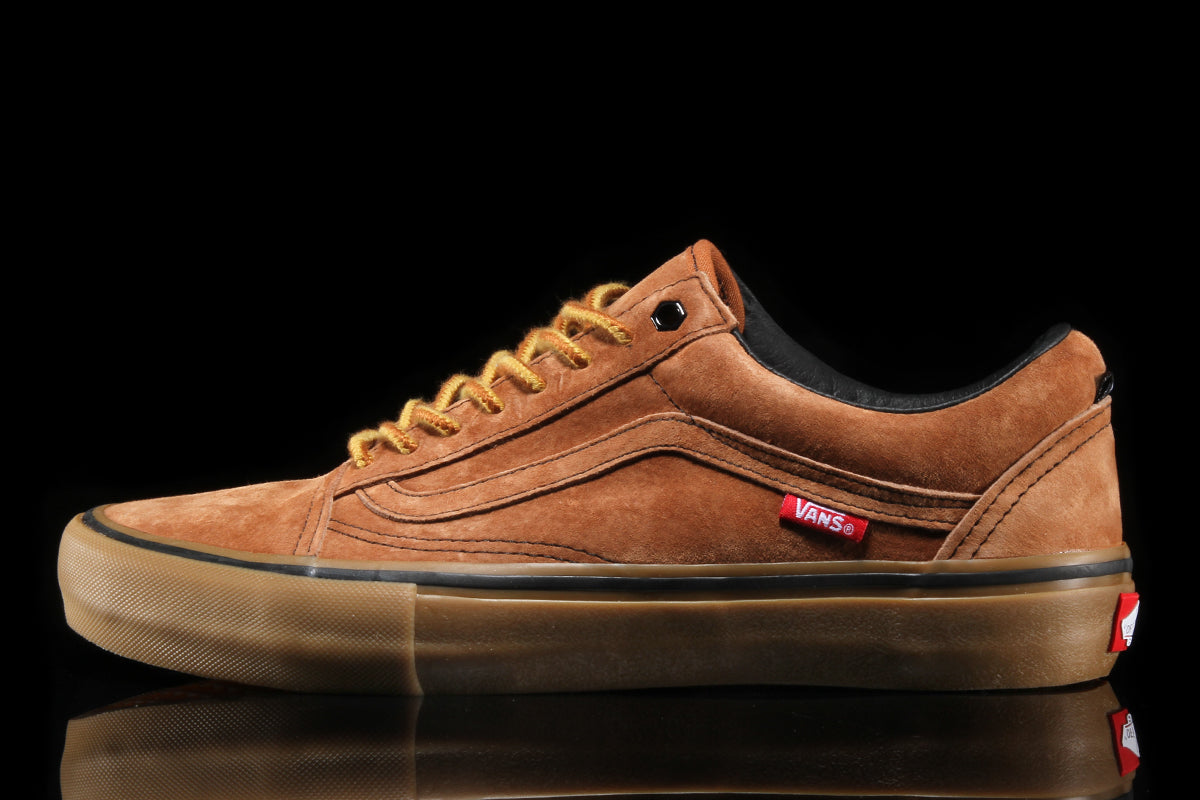 vans x anti hero old skool pro