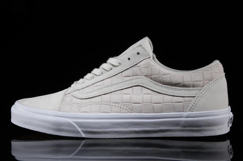 vans old skool suede checkers white