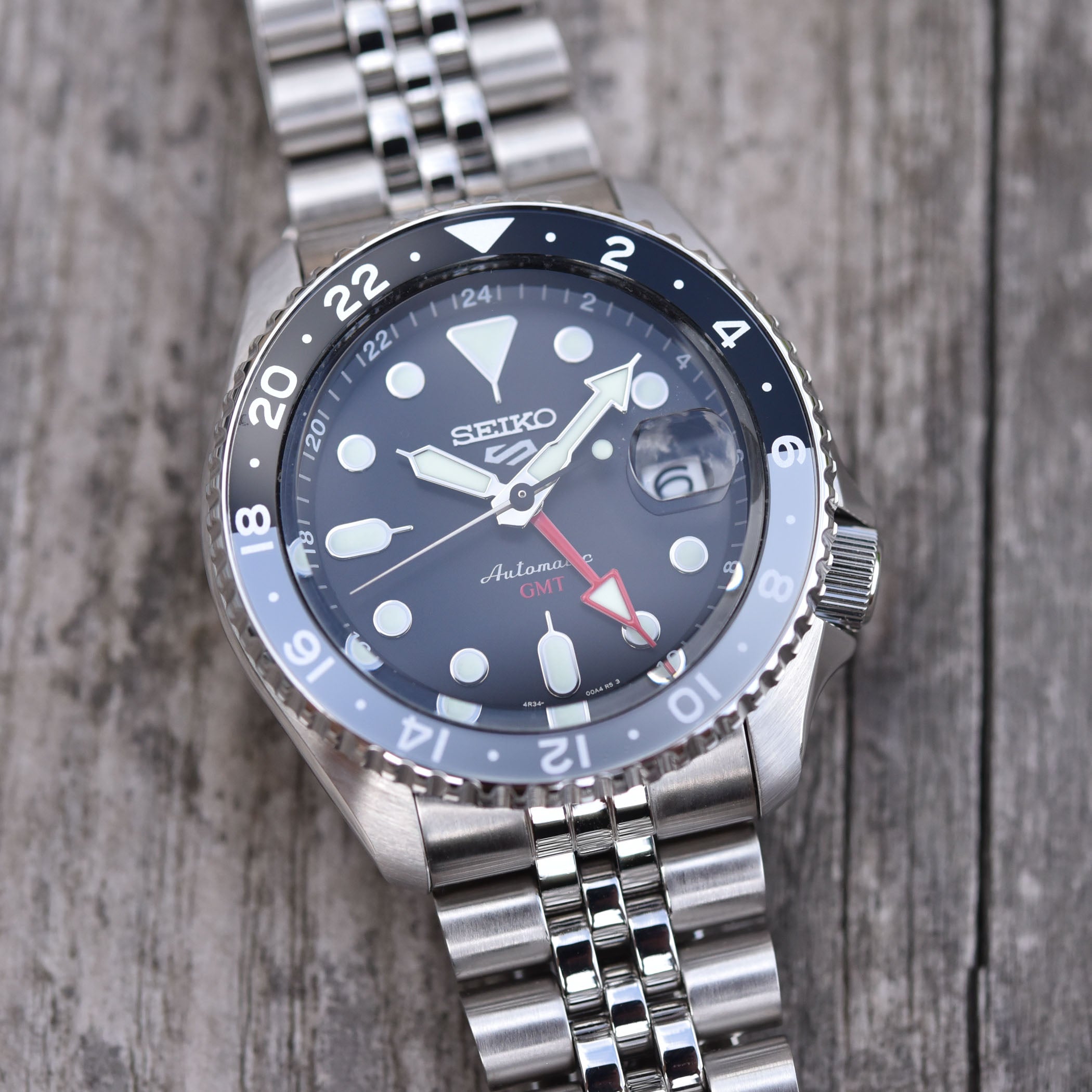 Seiko 5 100M GMT Style Black Dial Automatic Watch SSK001K1 – Prestige