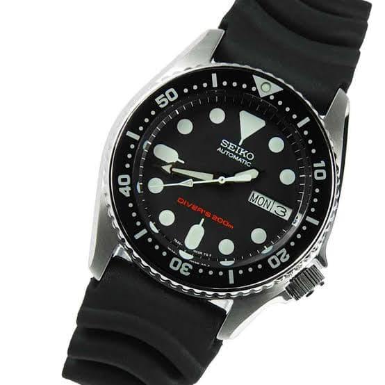 Seiko Black SKX 200M Diver's Junior Size Rubber Strap+All Stainless St –  Prestige