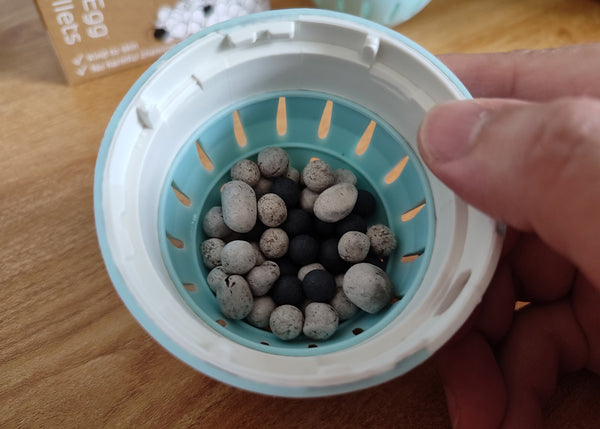 Put-old-pellets-back-into-the-laundry-egg-case