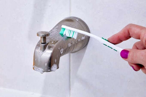 Clean bathroom faucets