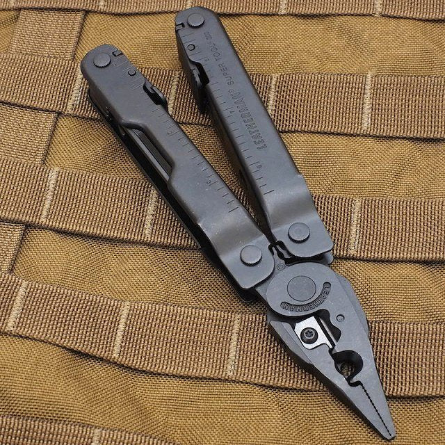 Knife Dagger Stainless Steel Paracord 22cm hard Case Thigh Belt