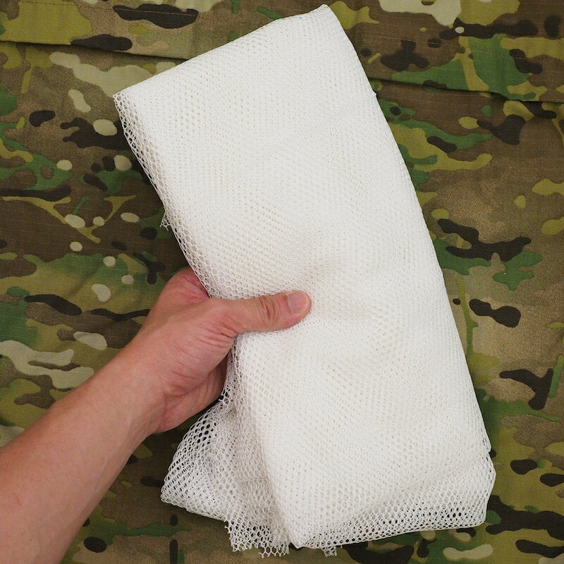 US(米軍放出品)Individual Camo Net [スノーホワイトパターン][個人携帯用カモフラージュネット]