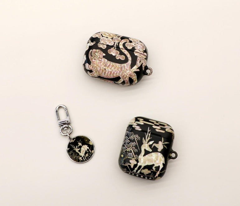 Mother of Pearl Tiger Printed Airpod Case