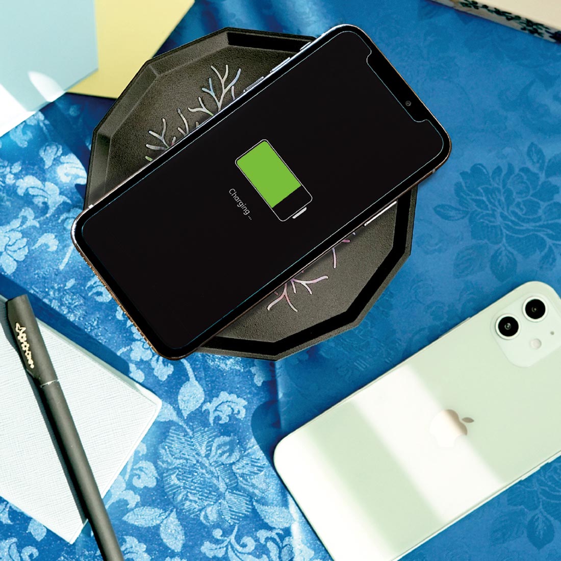 Mother of Pearl Mini Table Wireless Charger
