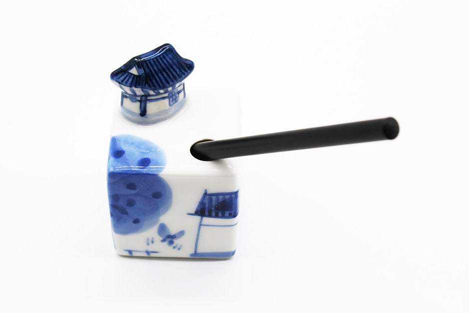 White Porcelain Hanok Pencil Sharpener