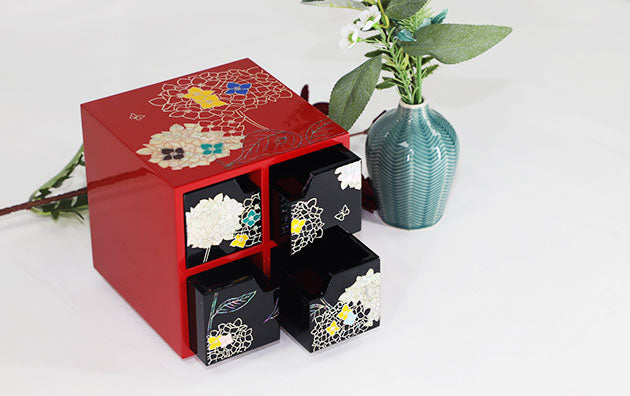 Korean Handcraft Modern Lacquer Mother of pearl Jewelry Box Cube Red