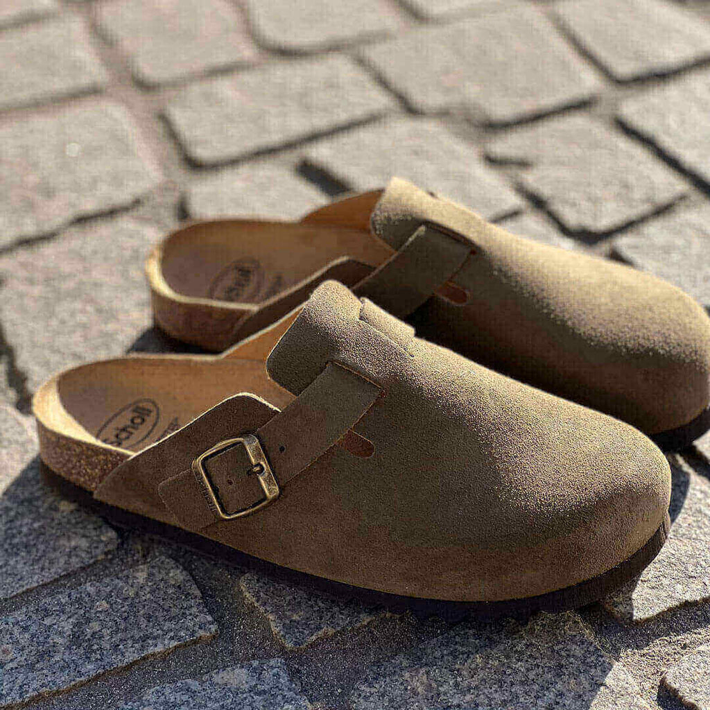 SCHOLL sandaler: smarte khaki grønne Fae clogs i haus-frau.dk HAUSFRAU