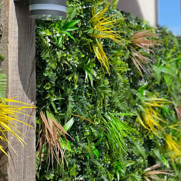 artificial green wall comparison and benefits