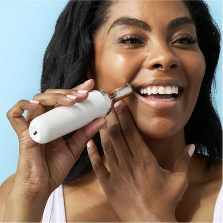 Experience the microdermabrasion with Auria's Vita