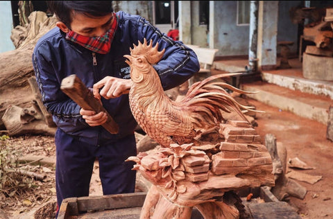 chicken-sculpture-wooden-statue-animal-art