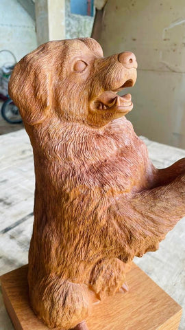 dog-sculpture-wooden-statue