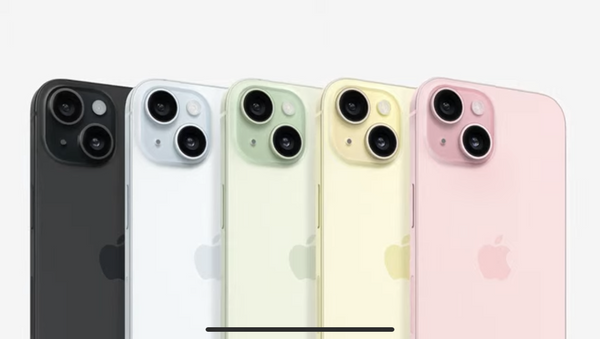 iPhone 15 colors