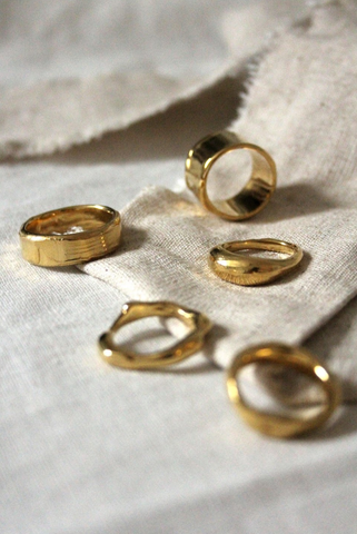 sustainable gold wedding rings