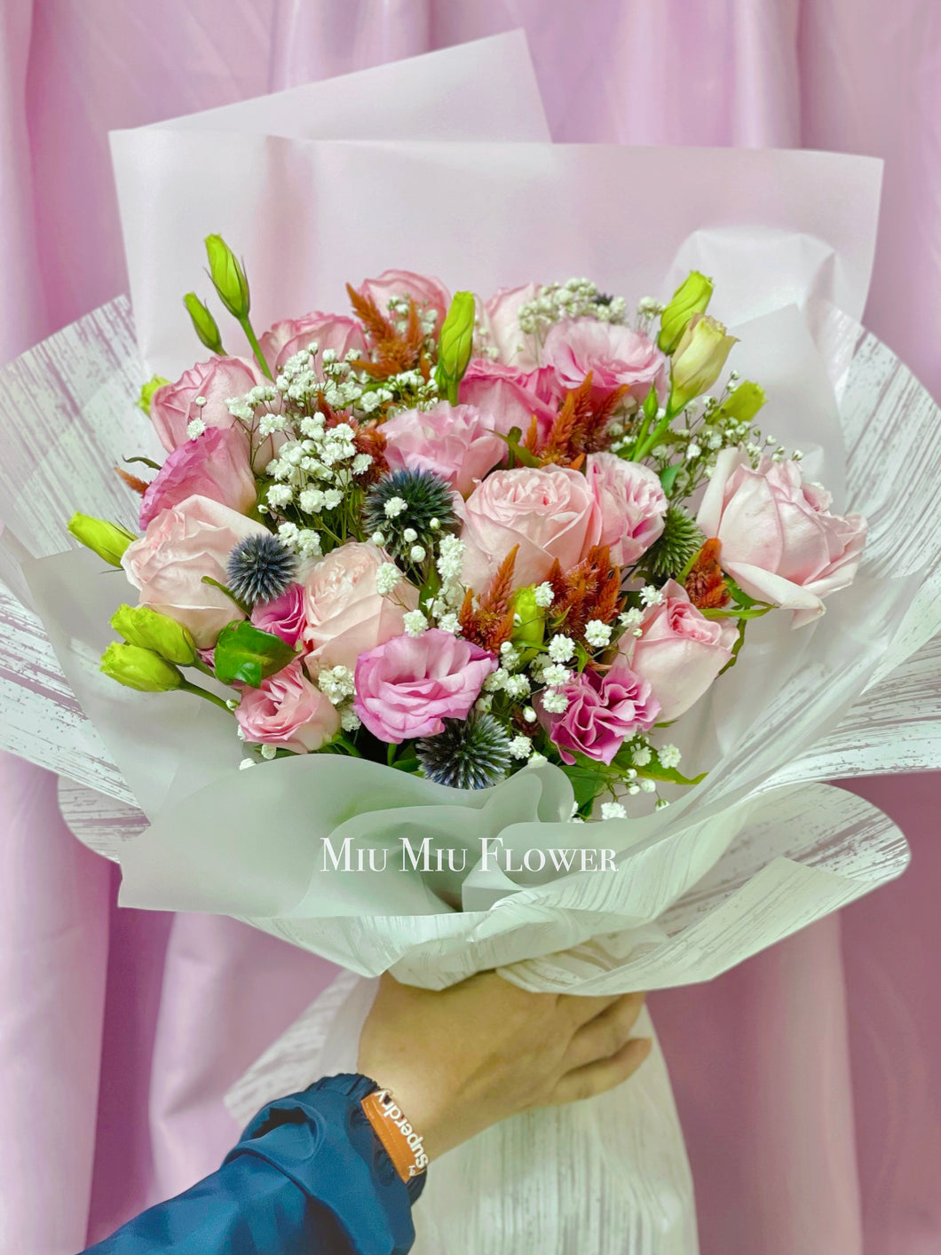 10枝粉玫瑰桔梗花束 Miu Miu Flower