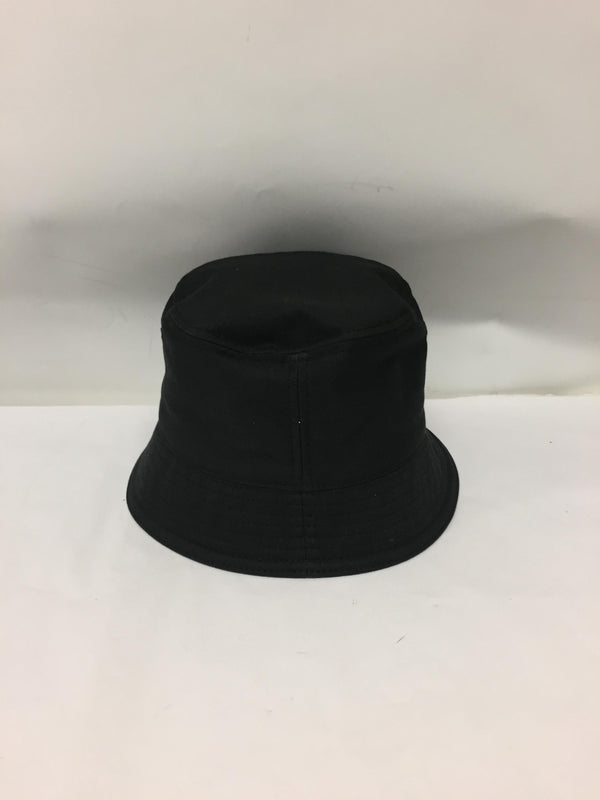 Valentino Garavani - VLogo Signature bucket hat-1