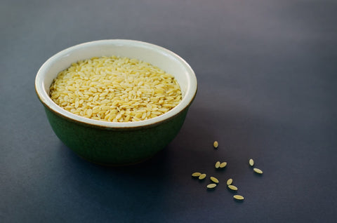 Puntalette pasta in a small bowl.