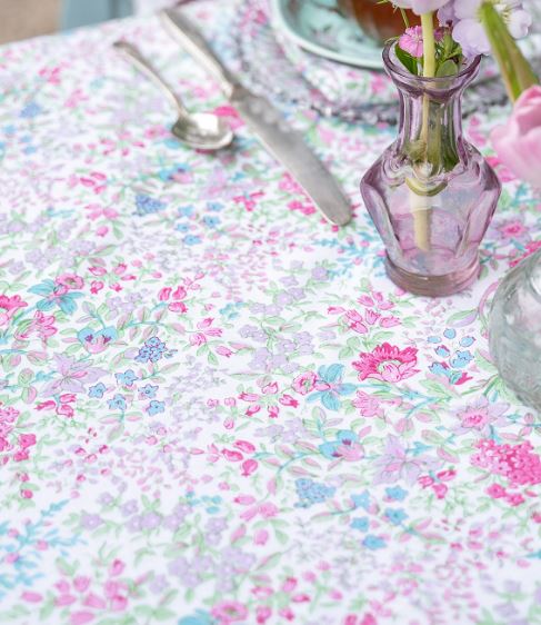 April Cornell Linens  Cottage Rose Ecru Tablecloth – Chuckling Duckling  Farm