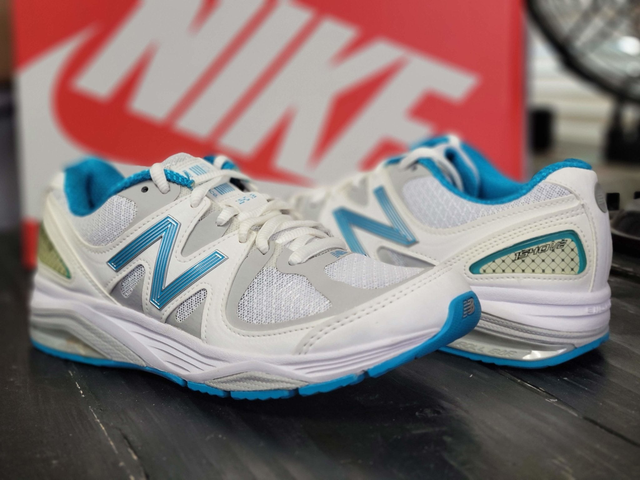 Impulso Tratar Mentalmente New Balance 1540v2 Made in USA White/Blue Running Shoes Women size 6 2A  Width - SoldSneaker