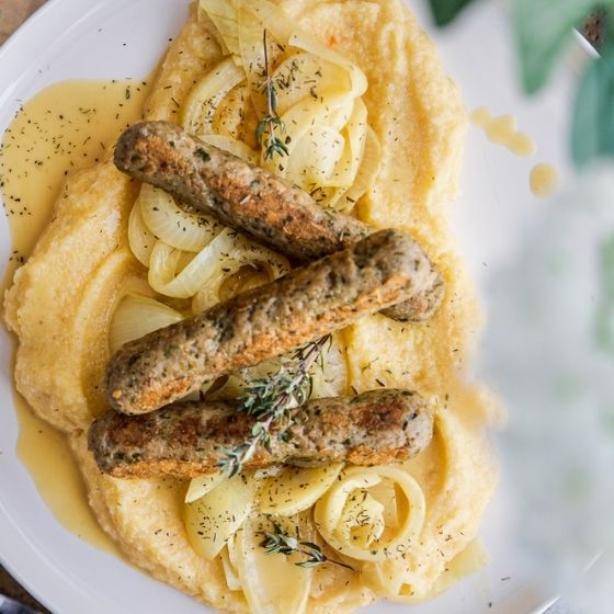 vegan sausage with potatoes 