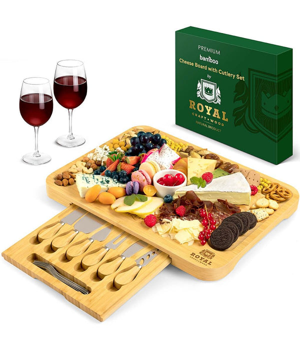 cheese board with cutlery set