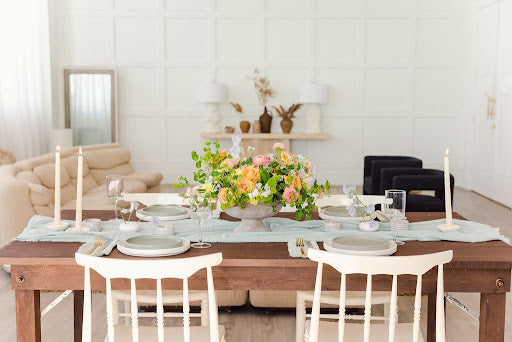 Bluum Maison shares tips for hosting your first dinner party.