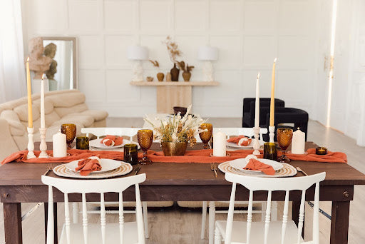 Learn everything there is to know about table decorations from Bluum Maison.