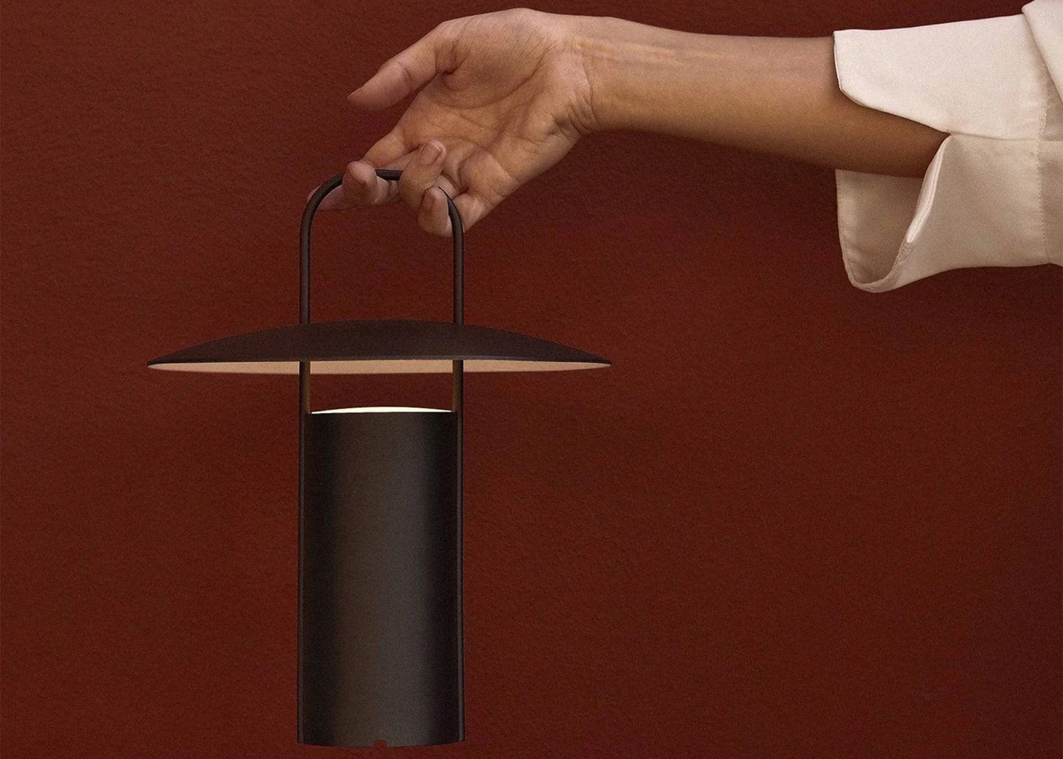 The Ray Table Lamp