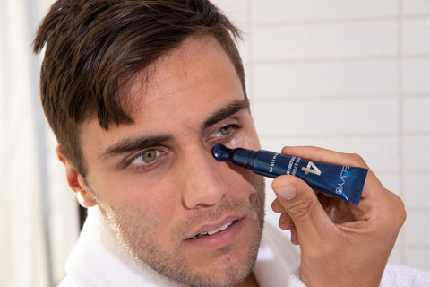 Mens eyebag cream treatment