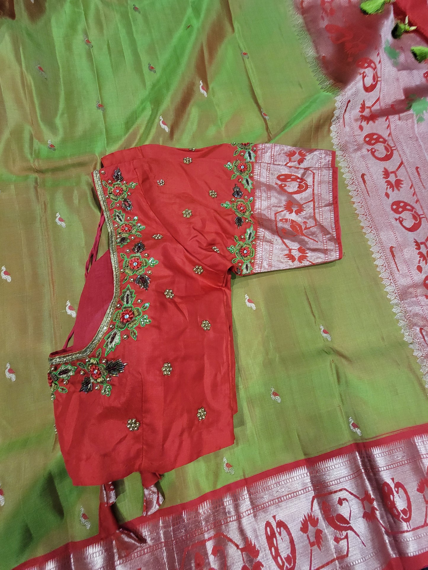 Pure Kanchi Pattu Silk Saree w/ Work Blouse in Green and Red – Bhargavi ...