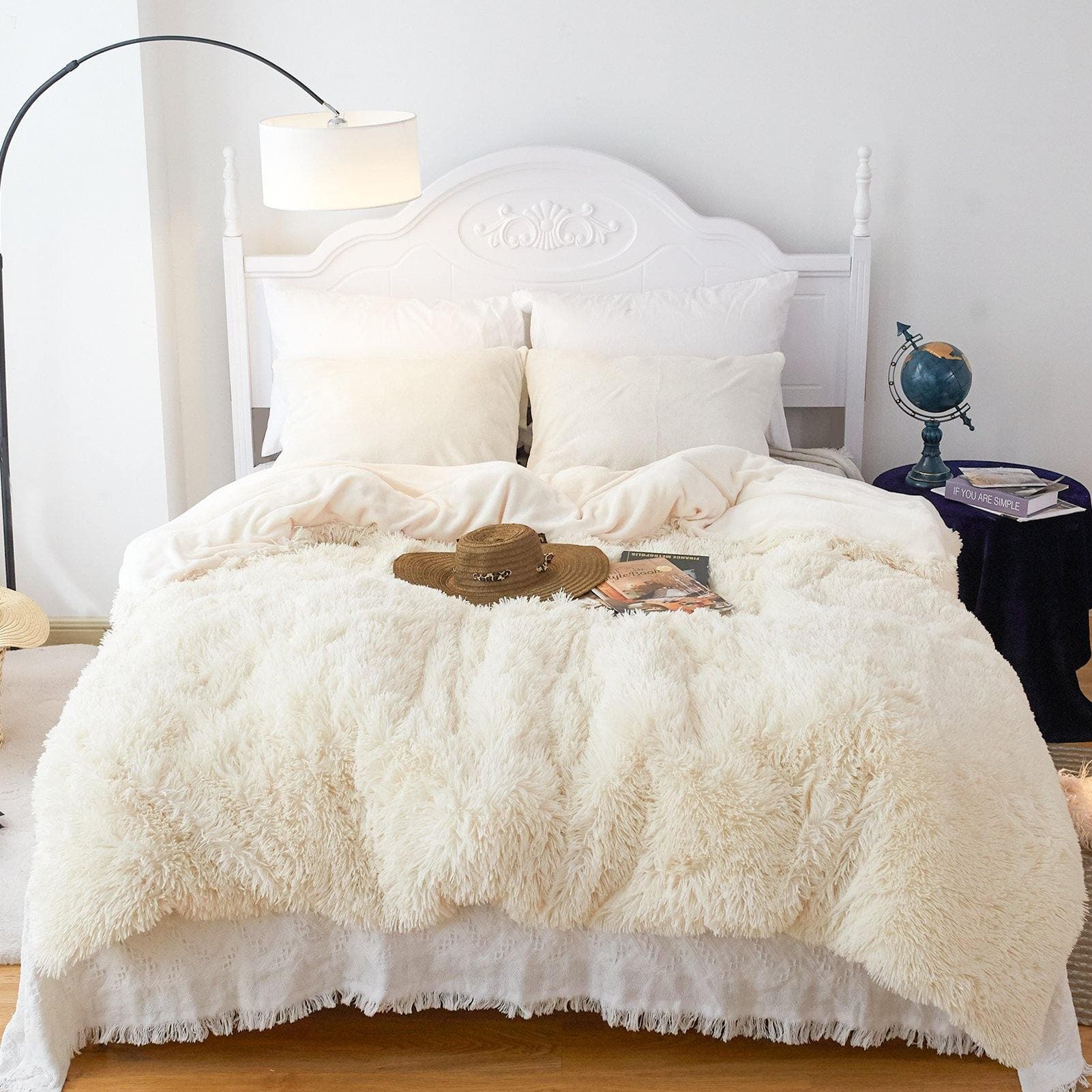 white fur duvet