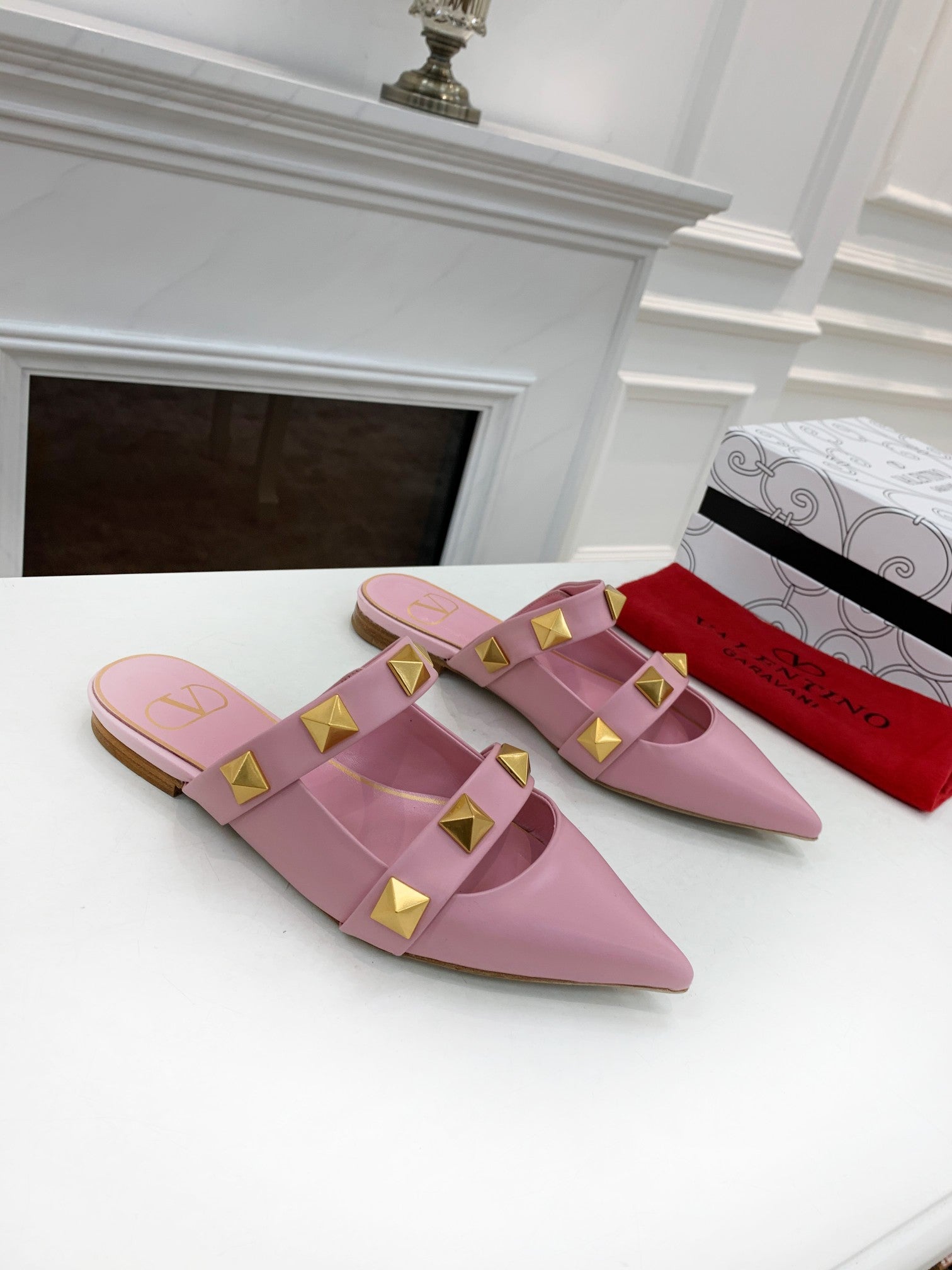 Valentino Fashion Leather Women Slipper Shoes 22