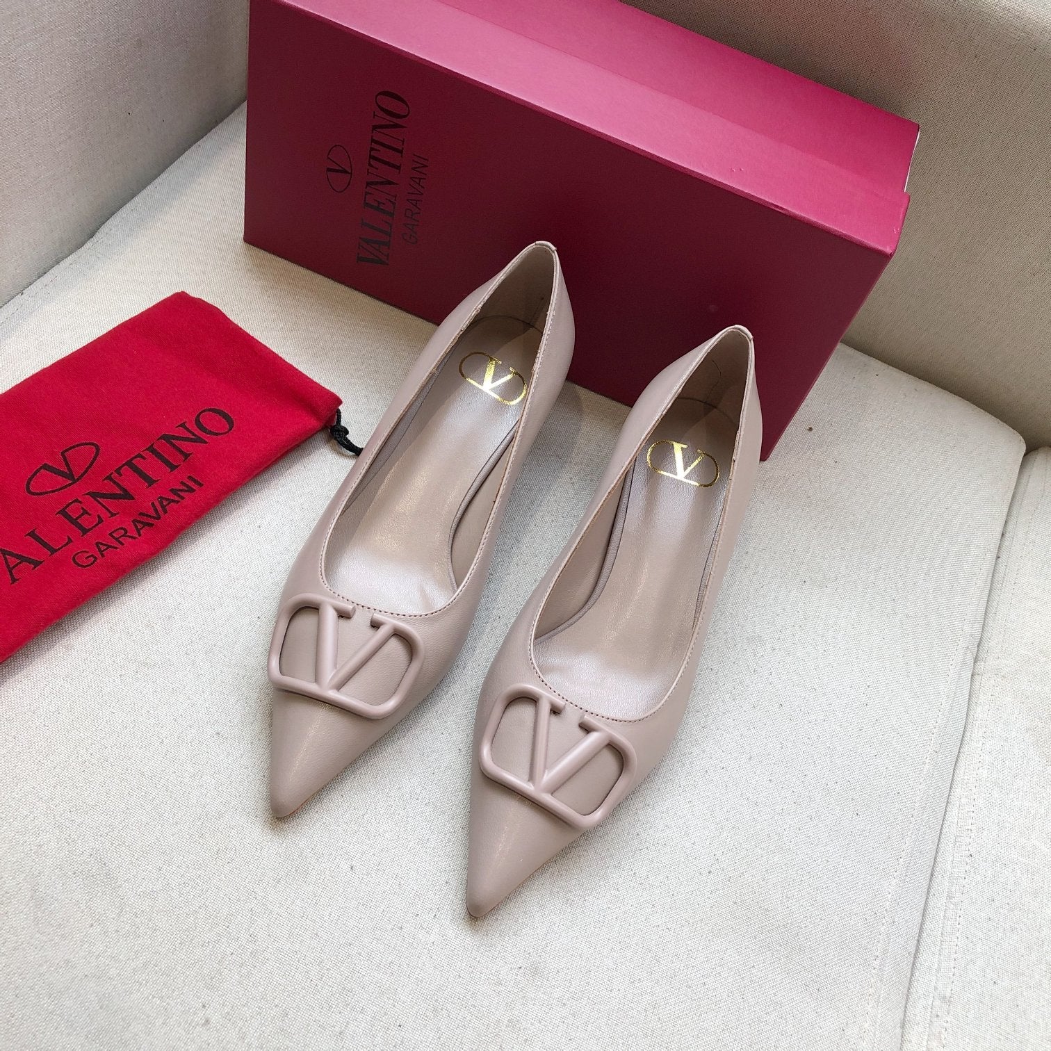 Valentino Fashion Leather Women High Heels 4cm Shoes 06