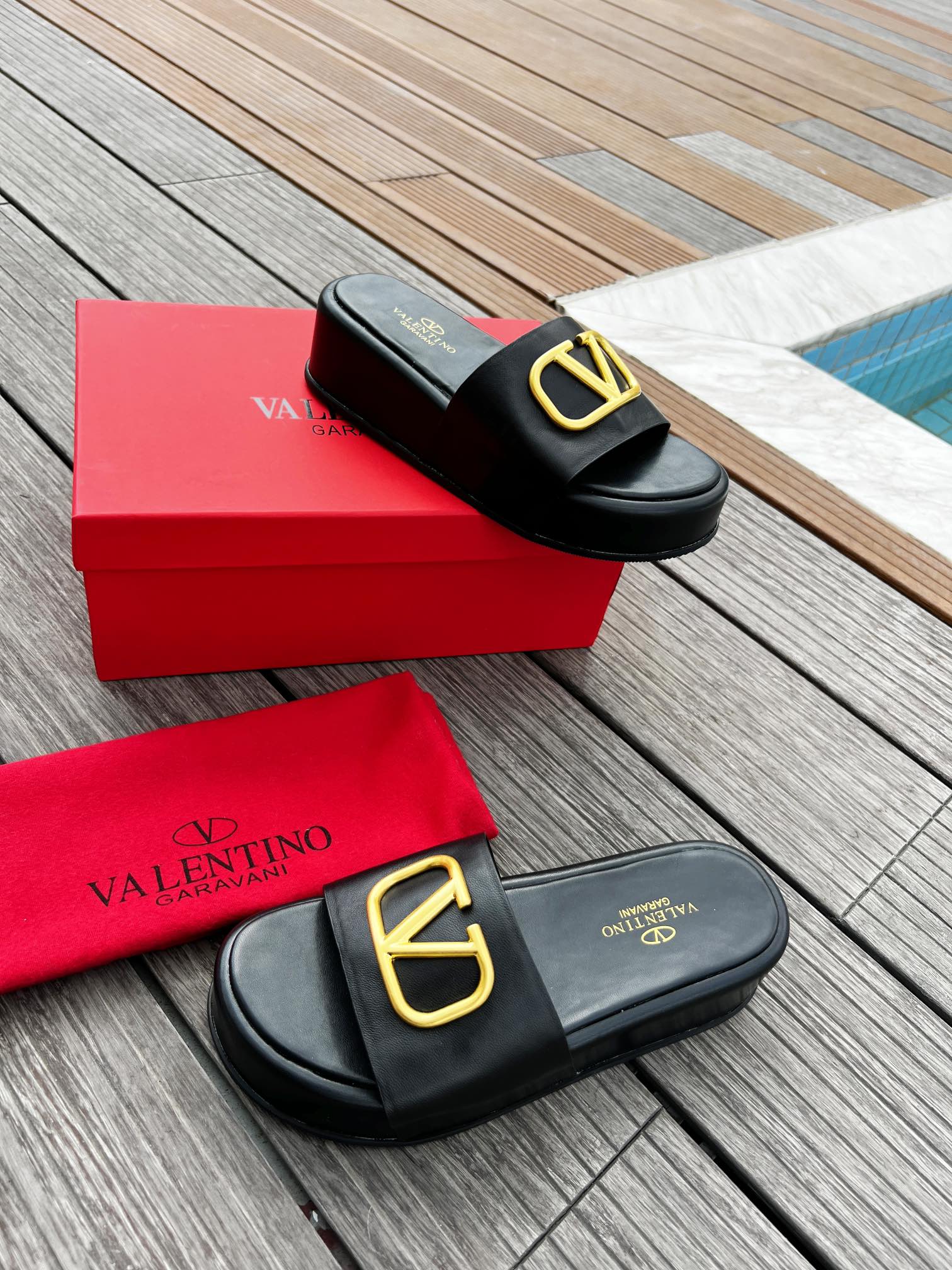 Valentino Fashion Women Casual Slipper Shoes M34