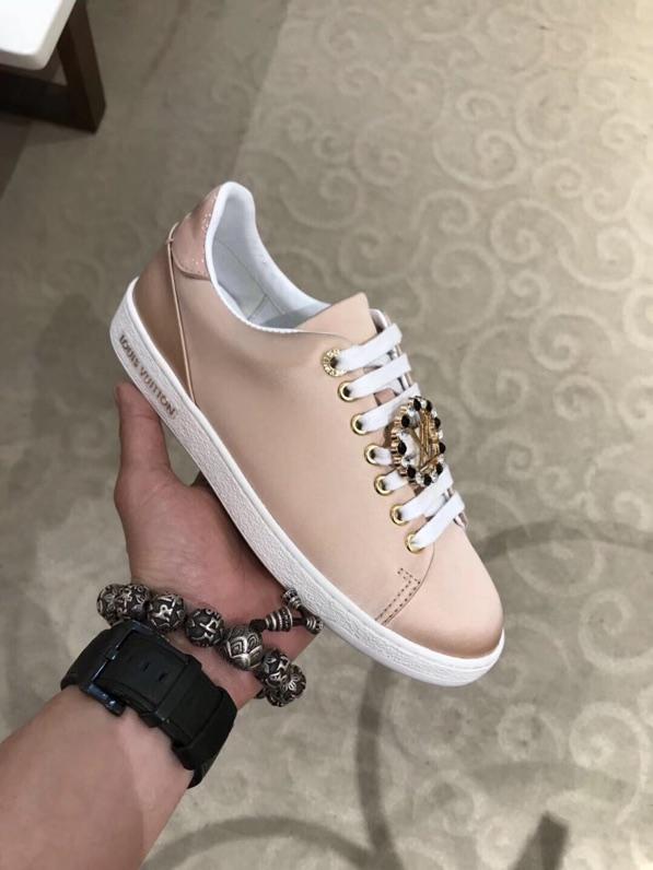 Louis Vuitton LV Fashion Frontrow Sneaker-11