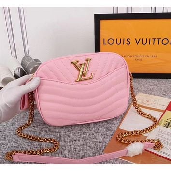 LV Louis Vuitton LEATHER NEW WAVE INCLINED CHAIN SHOULDER BAG
