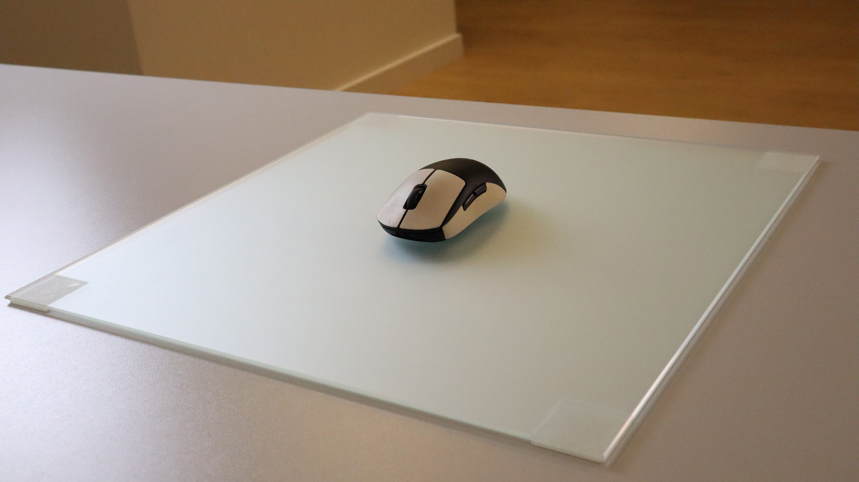 Wraith Cosmic Glass mousepad Sakura | sime.co.uk