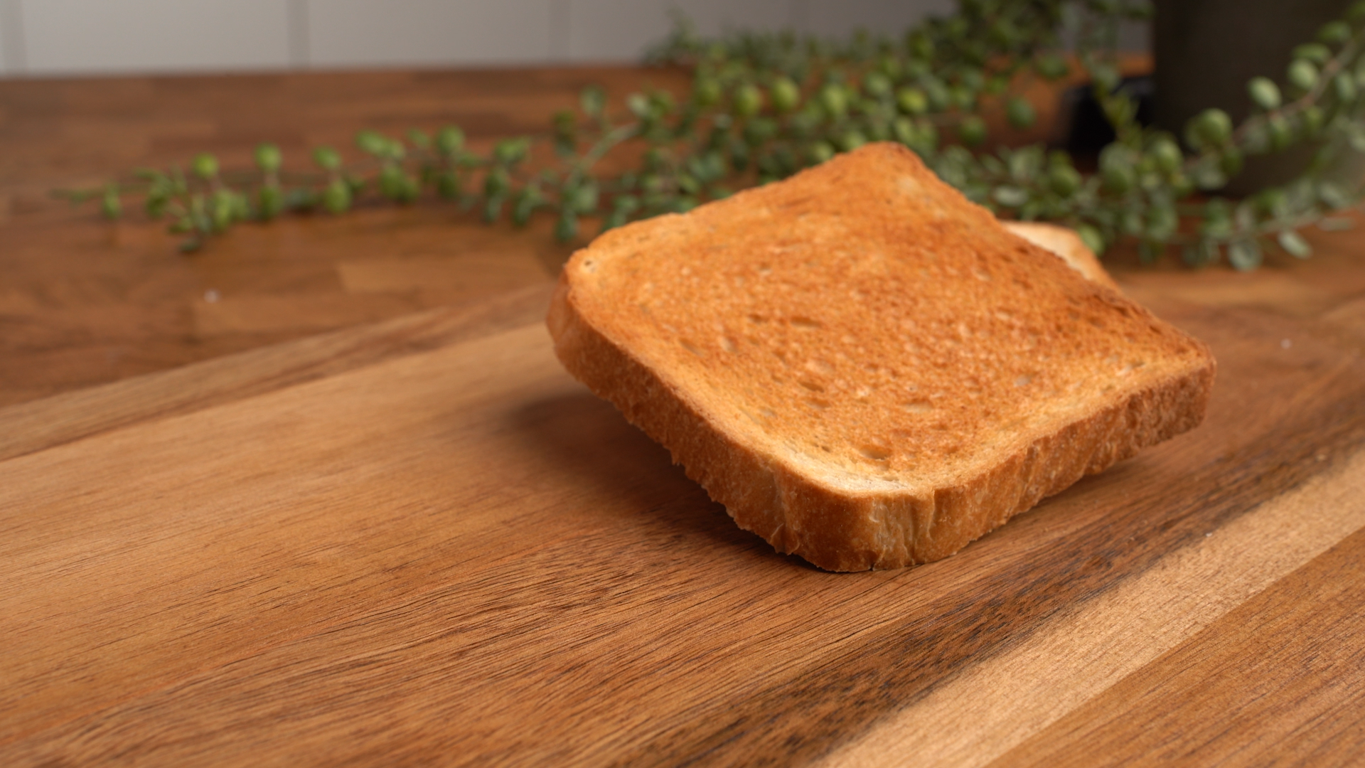 Röstbrot in einer Heißluftfritteuse