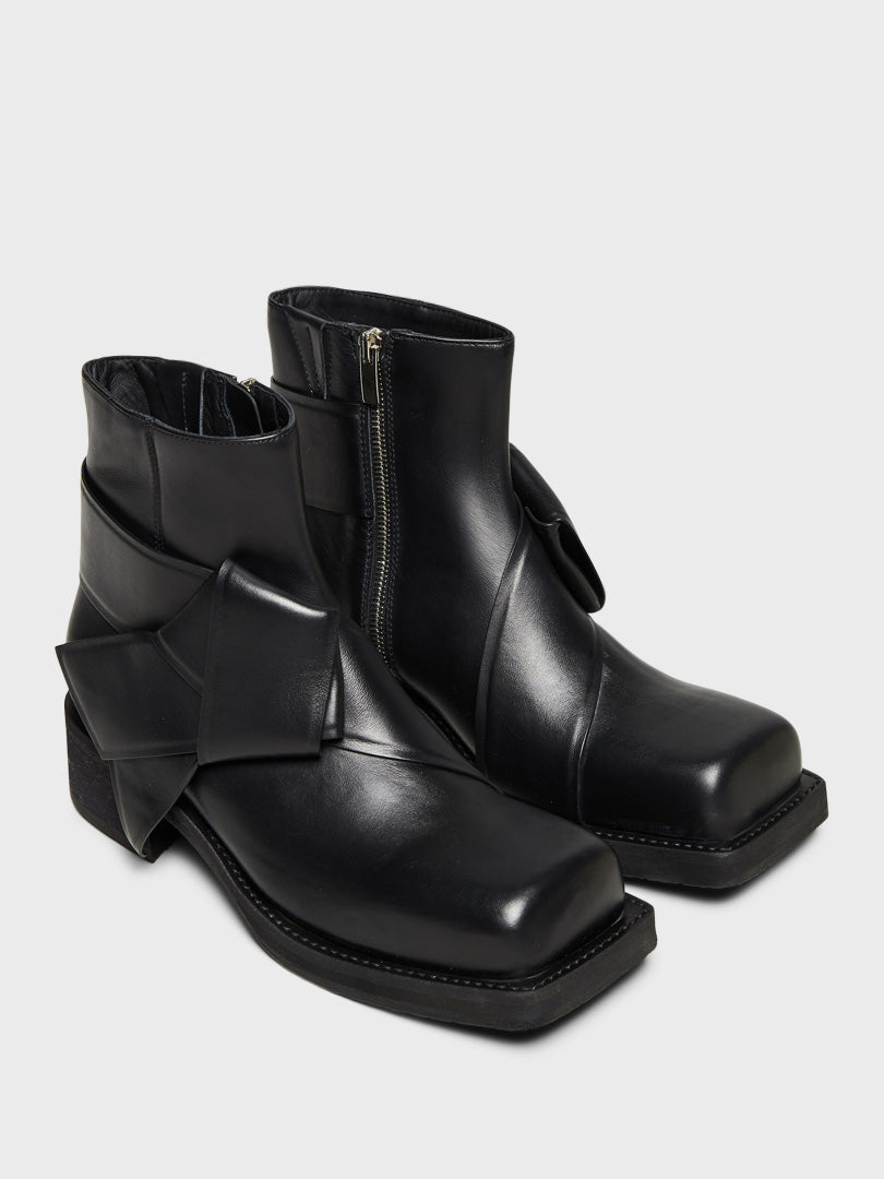 Acne Studios - Musubi Ankle Boots in Dark Brown – stoy