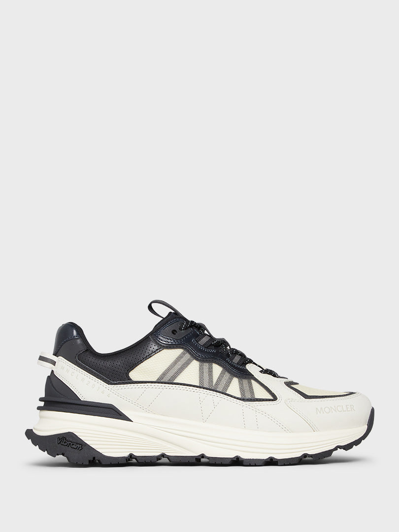Moncler - Lite Runner Low Top Sneakers in White and Black stoy