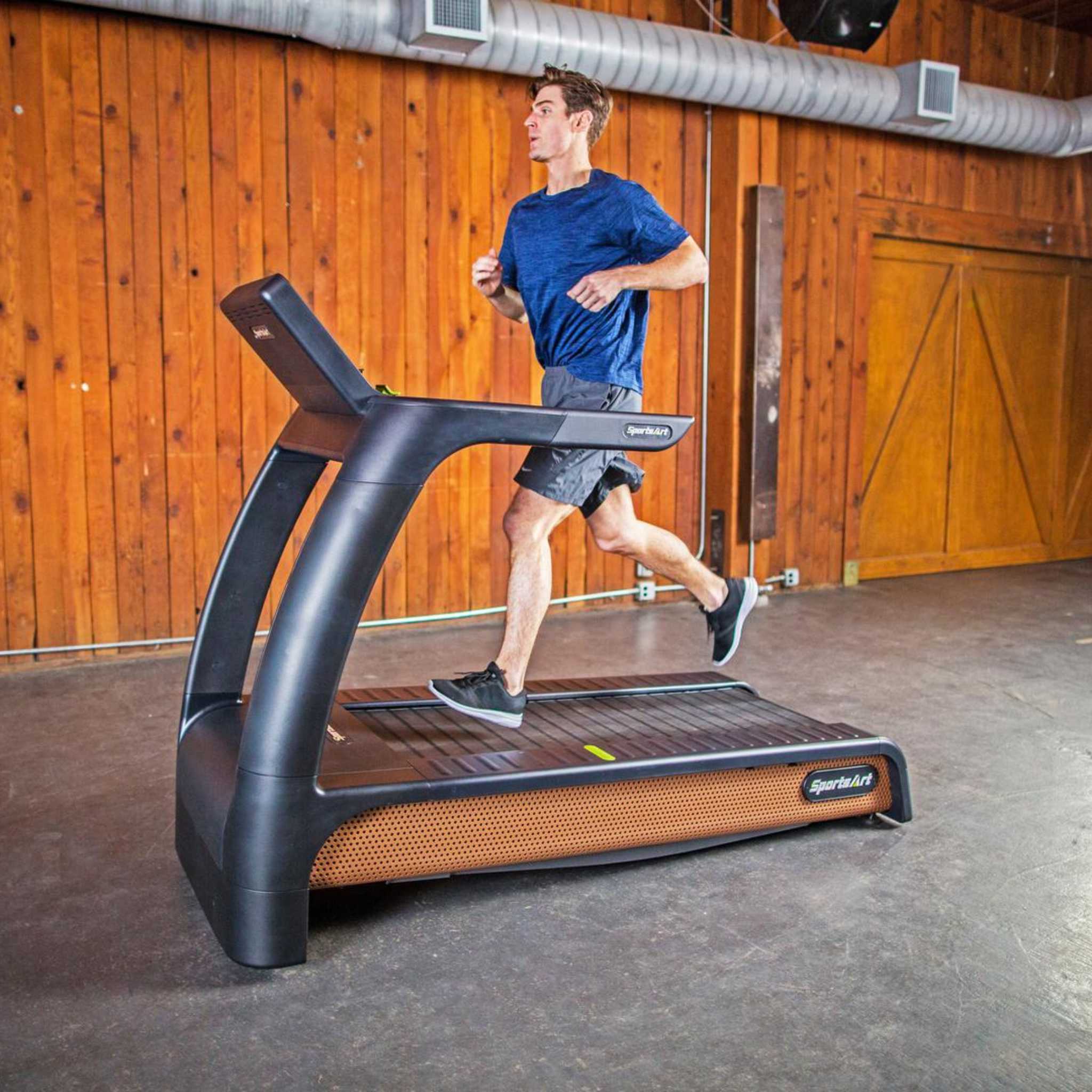 N685 Treadmill For Sale By SportsArt