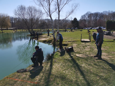 Pêcheurs truite aréa aux etangs de romainville