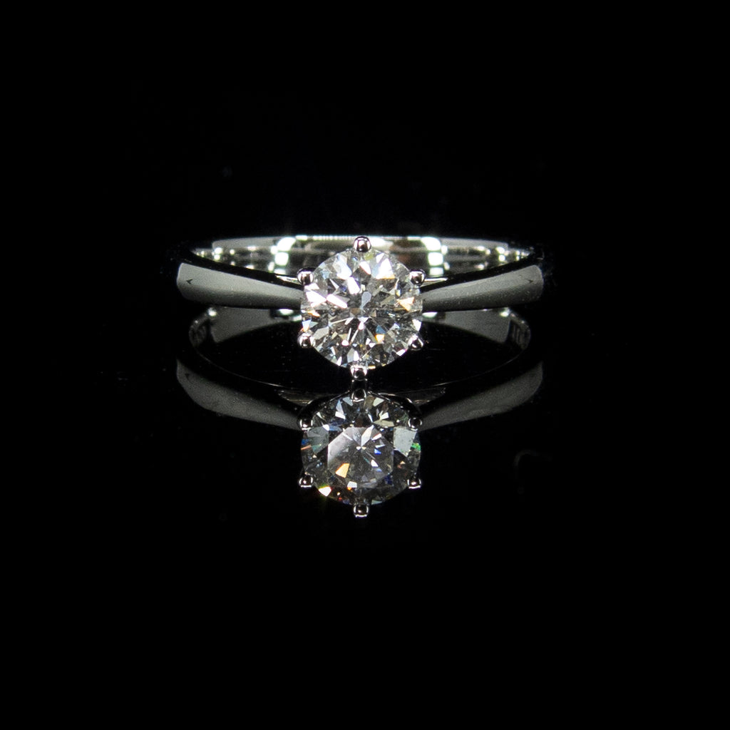 18K White Gold Diamond Ring – Lao Feng Xiang Jewelry