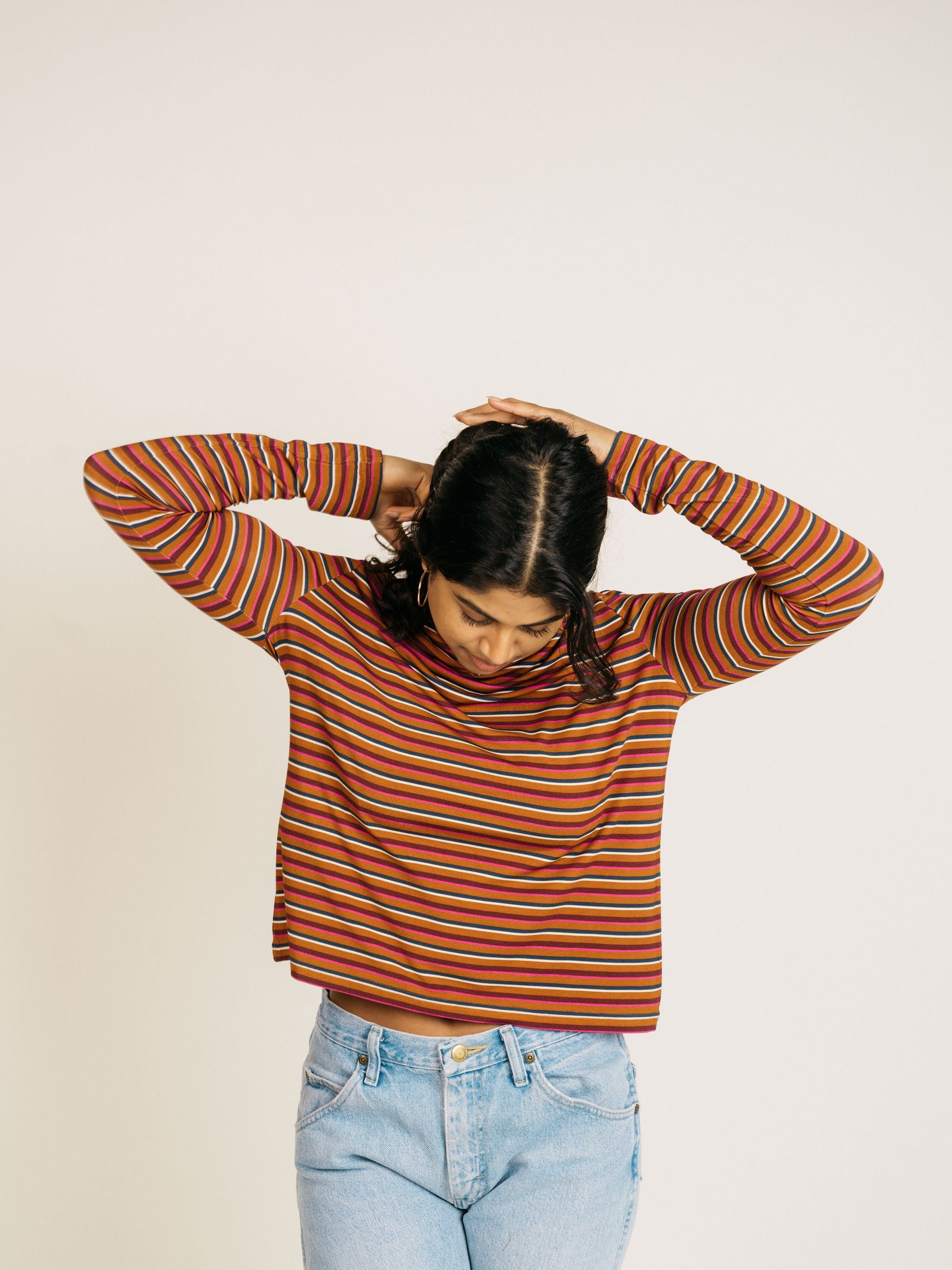 ALIGNTURTLENECK_STRIPE_1_35102756-6931-4452-8c43-42416f1f3903.jpg